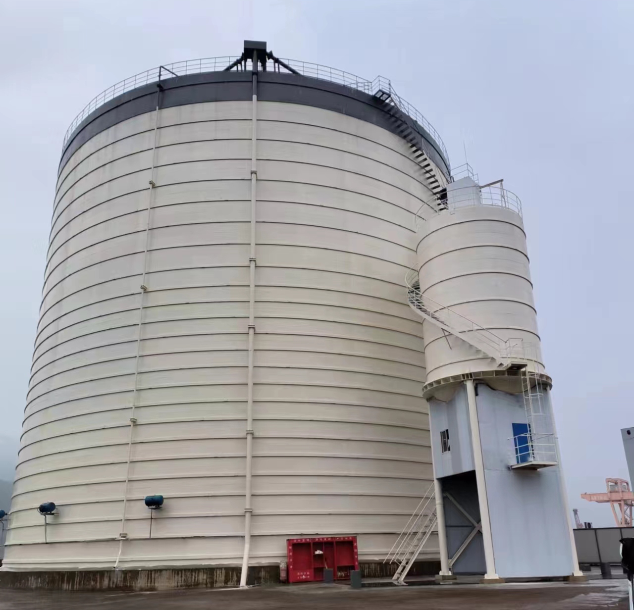 东至10万吨水泥钢板库